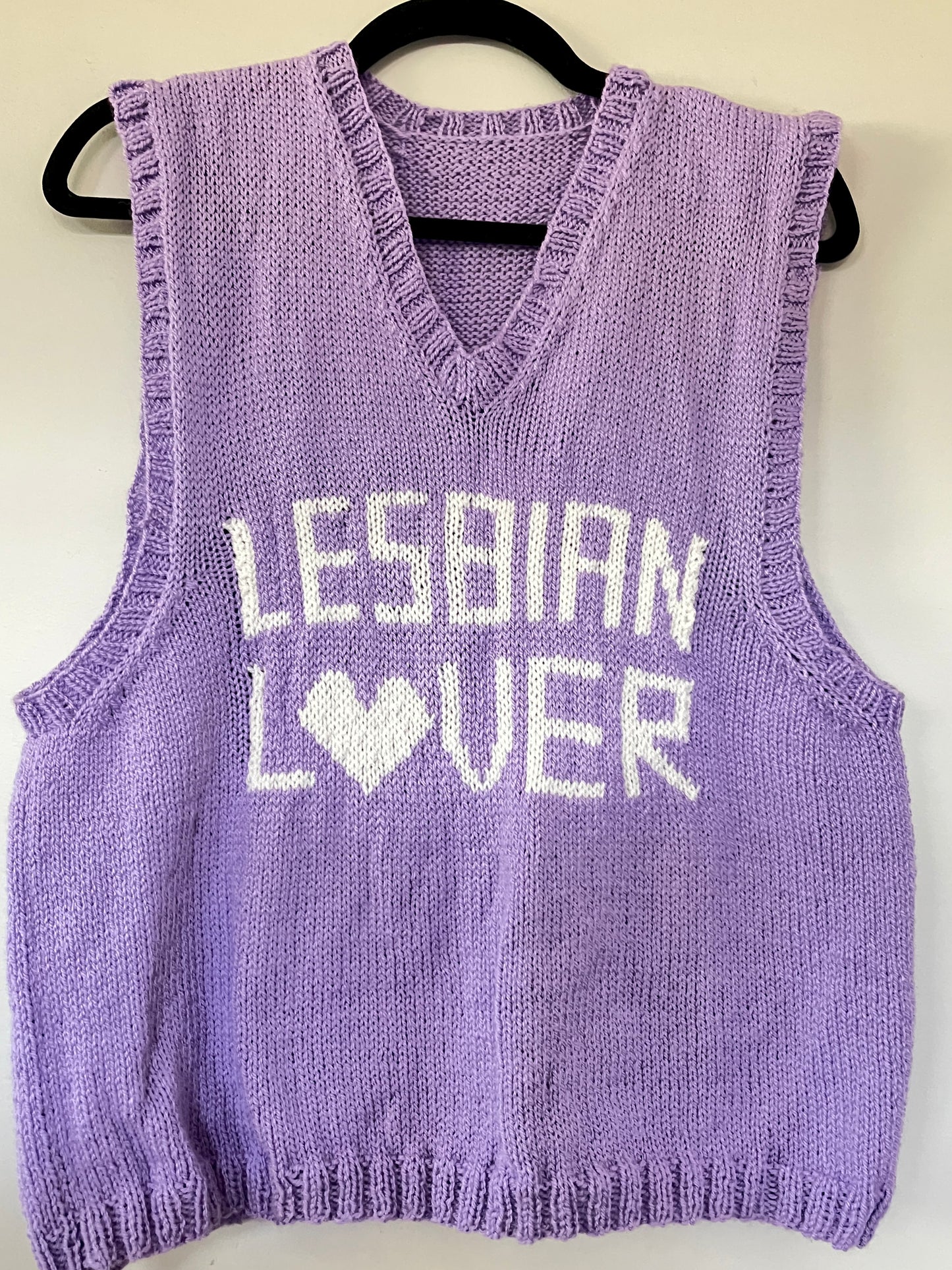 Lesbian lover vest - lavender/cream